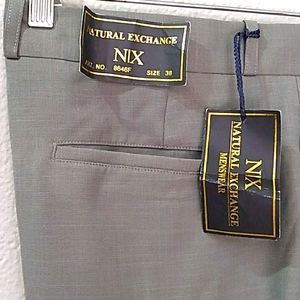 NEW-NWT- N/X - 38" X 33" - CLASSIC FIT Light Gray